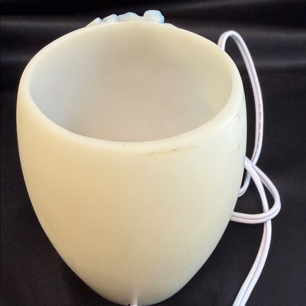 Flowers of Light Hand Painted Bonded Marble Electric Blue Hydrangea Night Lamp - Picture 3 of 10